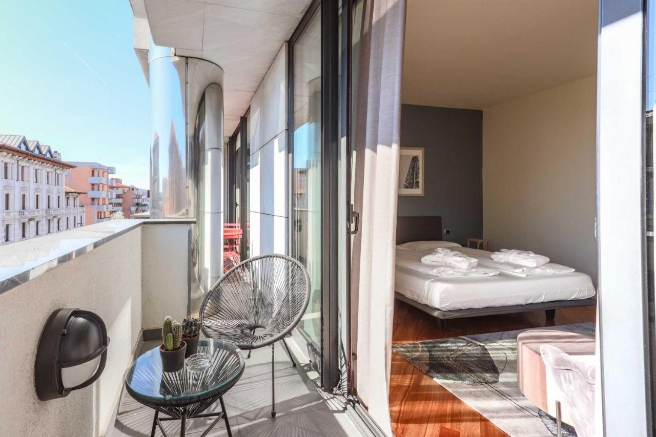 Ar Prestige Penthouse - Soho Apartment แบร์กาโม ภายนอก รูปภาพ